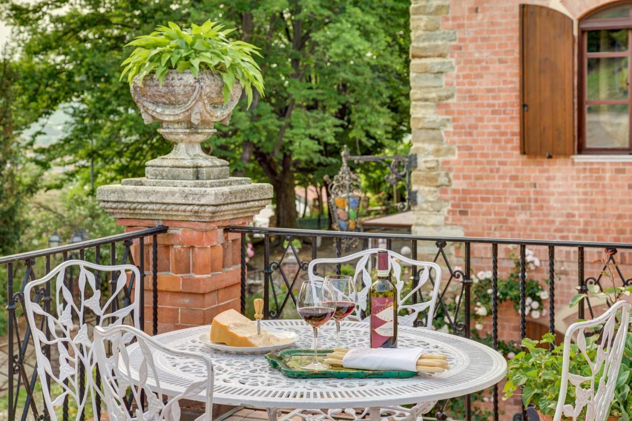 Villa La Favorita 알바 외부 사진